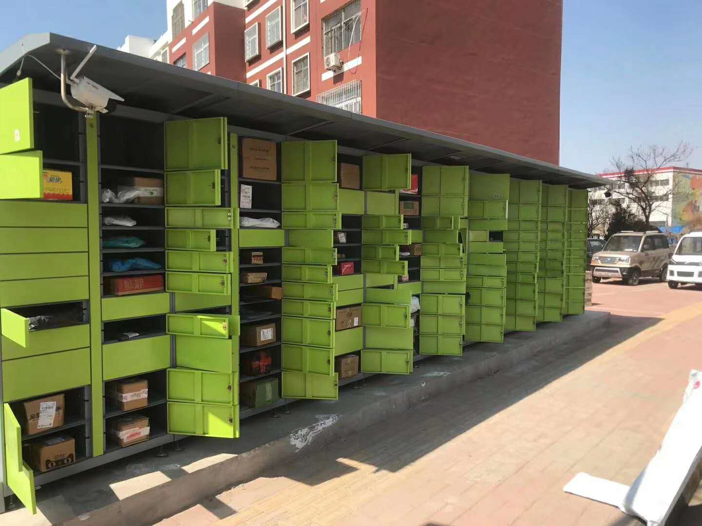 快遞小哥為什么會為快遞柜買單？