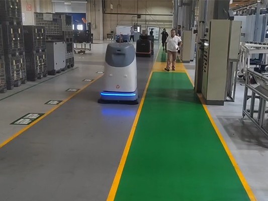 坦力無(wú)人駕駛洗地機(jī)器人：賦能河南酒店，破國(guó)慶保潔難題